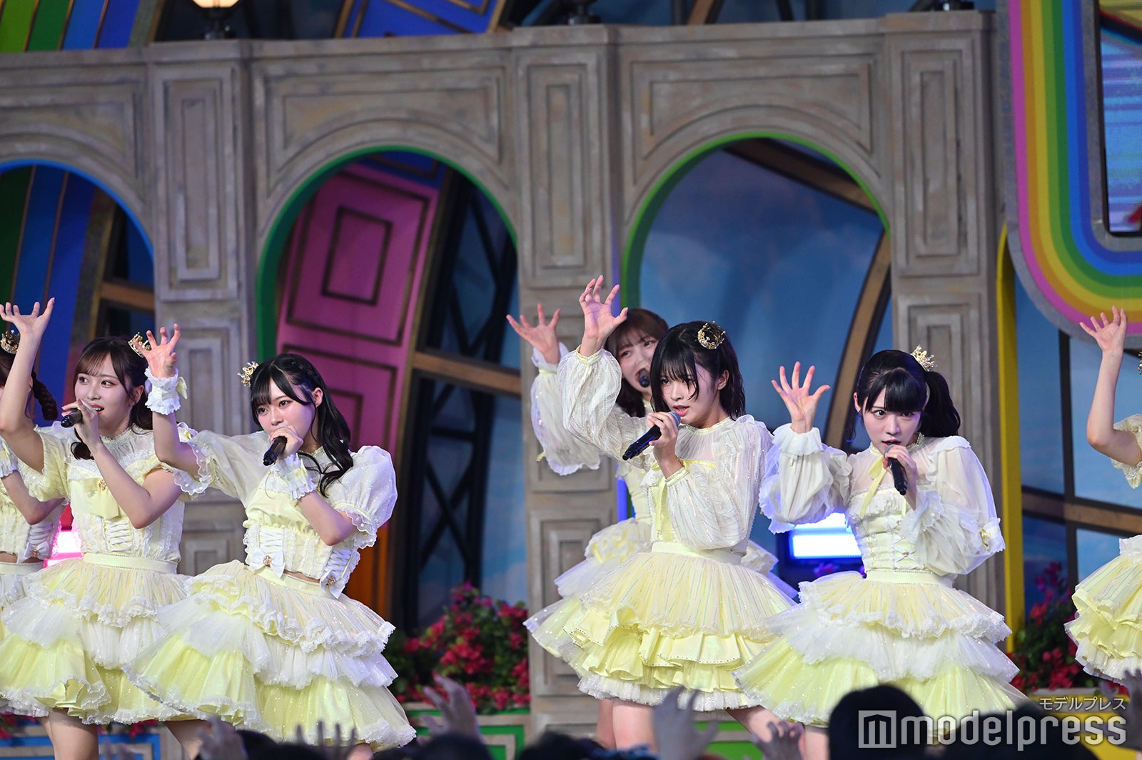 ≒JOY（C）モデルプレス