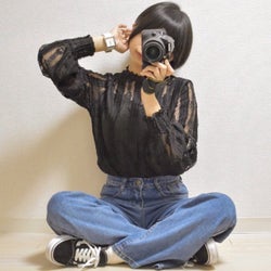 デニムパンツコーデをぐっと格上げ!きちんと見えが手軽に叶うアイテム4選