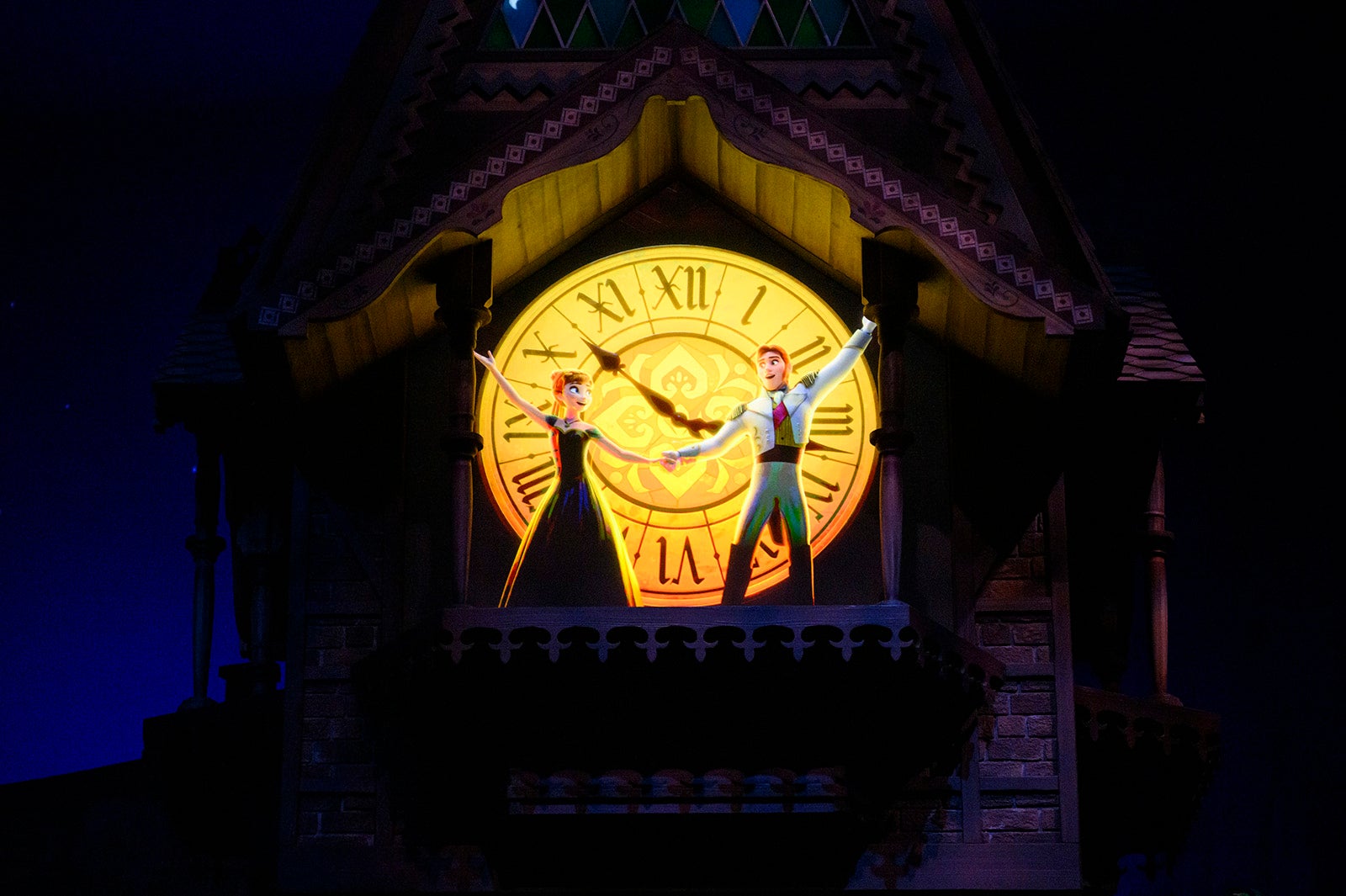 「フローズンキングダム」（C）Disney