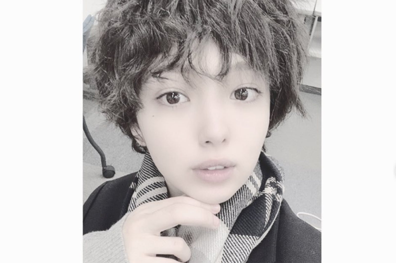 藤田ニコル、すっぴん男装姿に反響続出「美形」「イケメン」