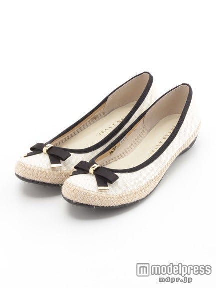 エスパライクバレエシューズ「JELLYBEANS」6,372円(税込)