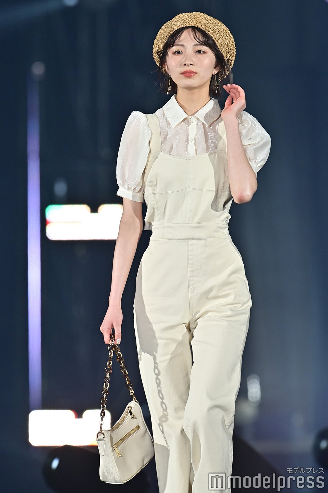 岡崎紗絵（C）モデルプレス
