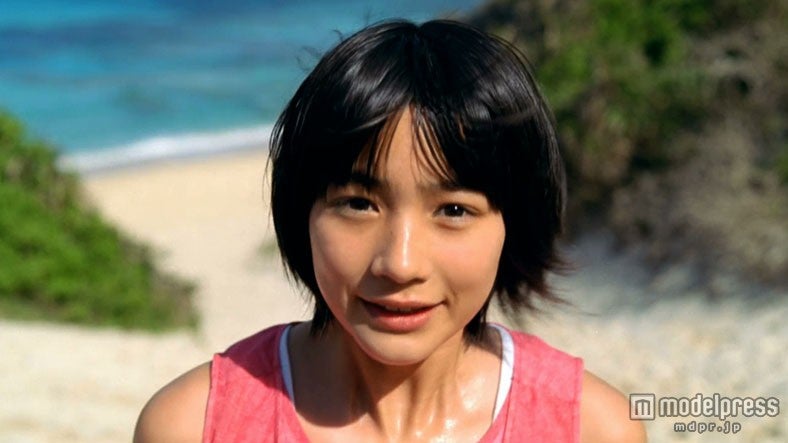 能年玲奈／「カルピスウォーター」新CM「恋の宣誓　夏」編より
