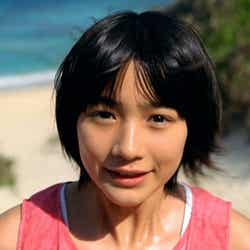 能年玲奈/「カルピスウォーター」新CM「恋の宣誓 夏」編より