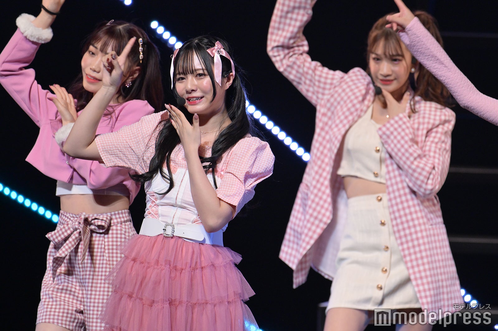 （C）モデルプレス