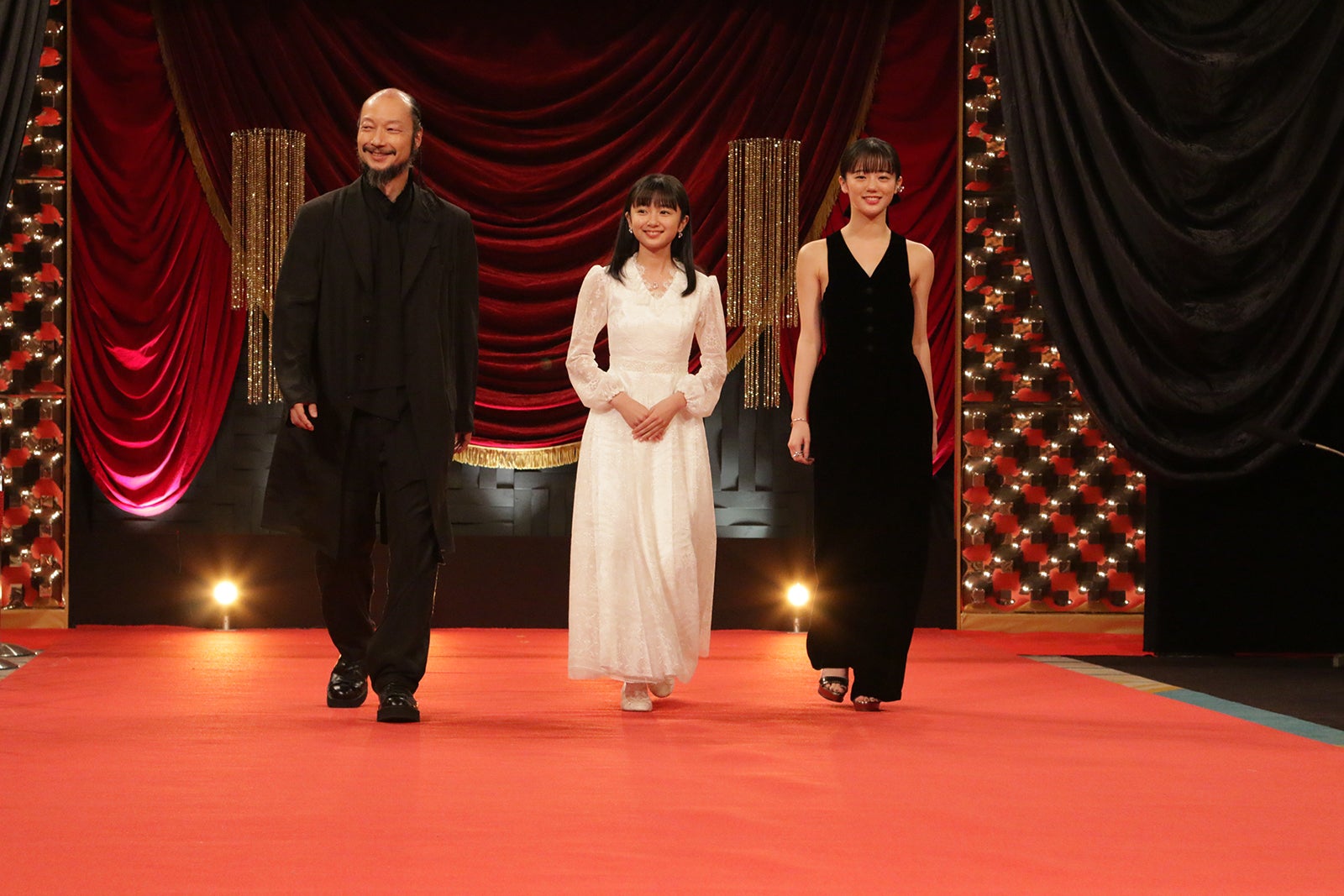 河内大和、白山乃愛、中島瑠菜（C）日本アカデミー協会