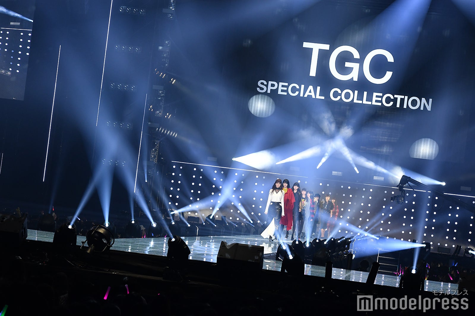 ランウェイの様子（C）モデルプレス