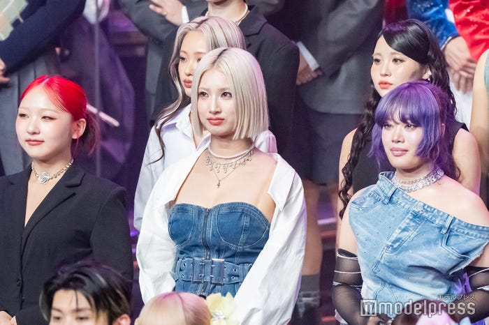 CHIKA(チカ)、MOMOKA(モモカ)、NAOKO(ナオコ)/HANA(C)モデルプレス