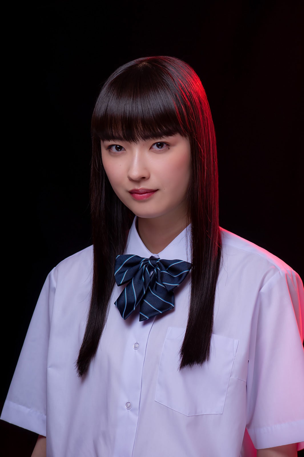 茅島みずき（C）「教祖のムスメ」製作委員会・MBS