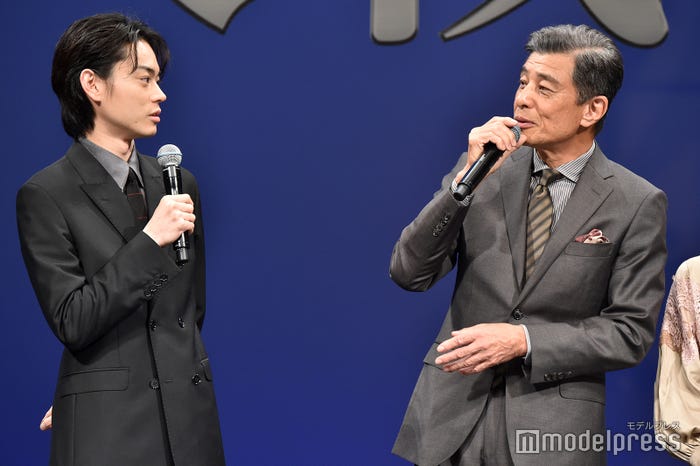 菅田将暉、舘ひろし (C)モデルプレス