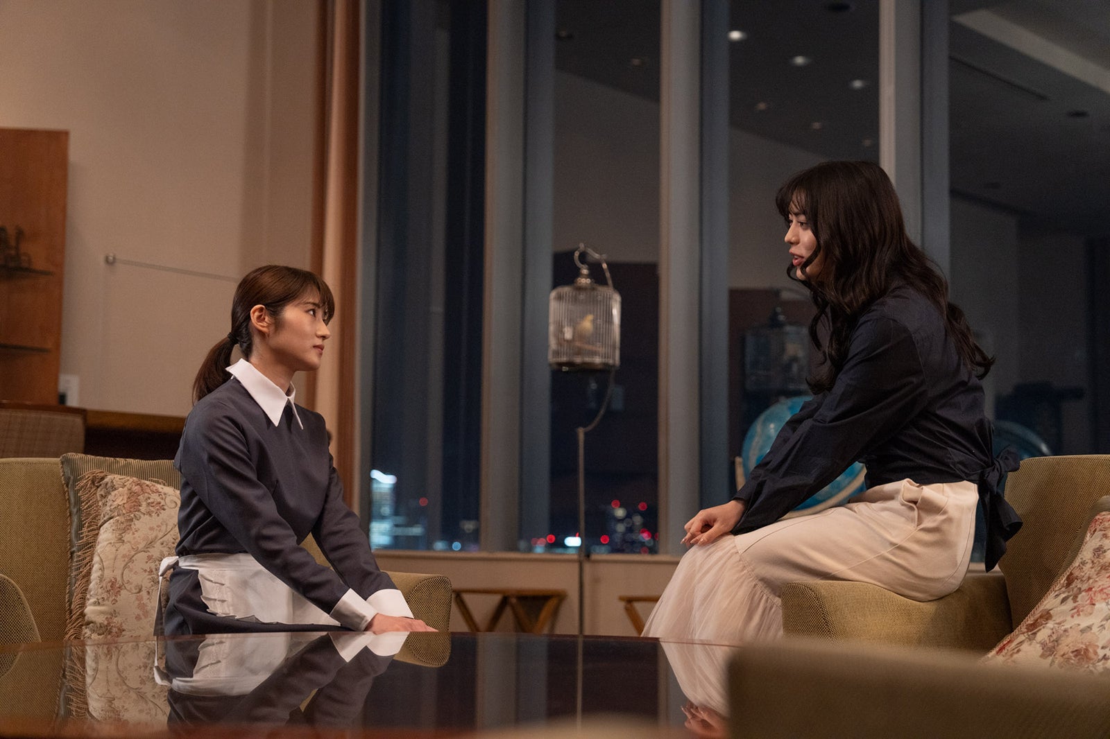 若月佑美、井手上漠「セレブ男子は手に負えません」第4話より（C）ABC・DLE