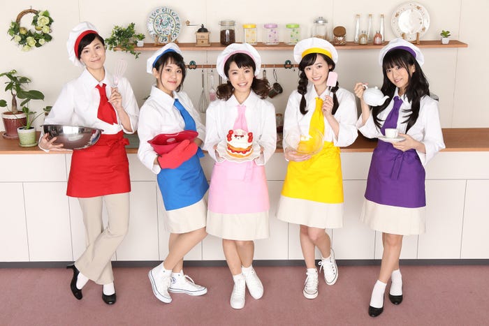 『キラキラ☆プリキュアアラモード』声優キャスト/写真左から:森なな子、村中知、美山加恋、福原遥、藤田咲