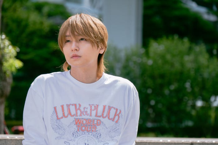 伊野尾慧「50分間の恋人」より(C)ABCテレビ・ストームレーベルズ