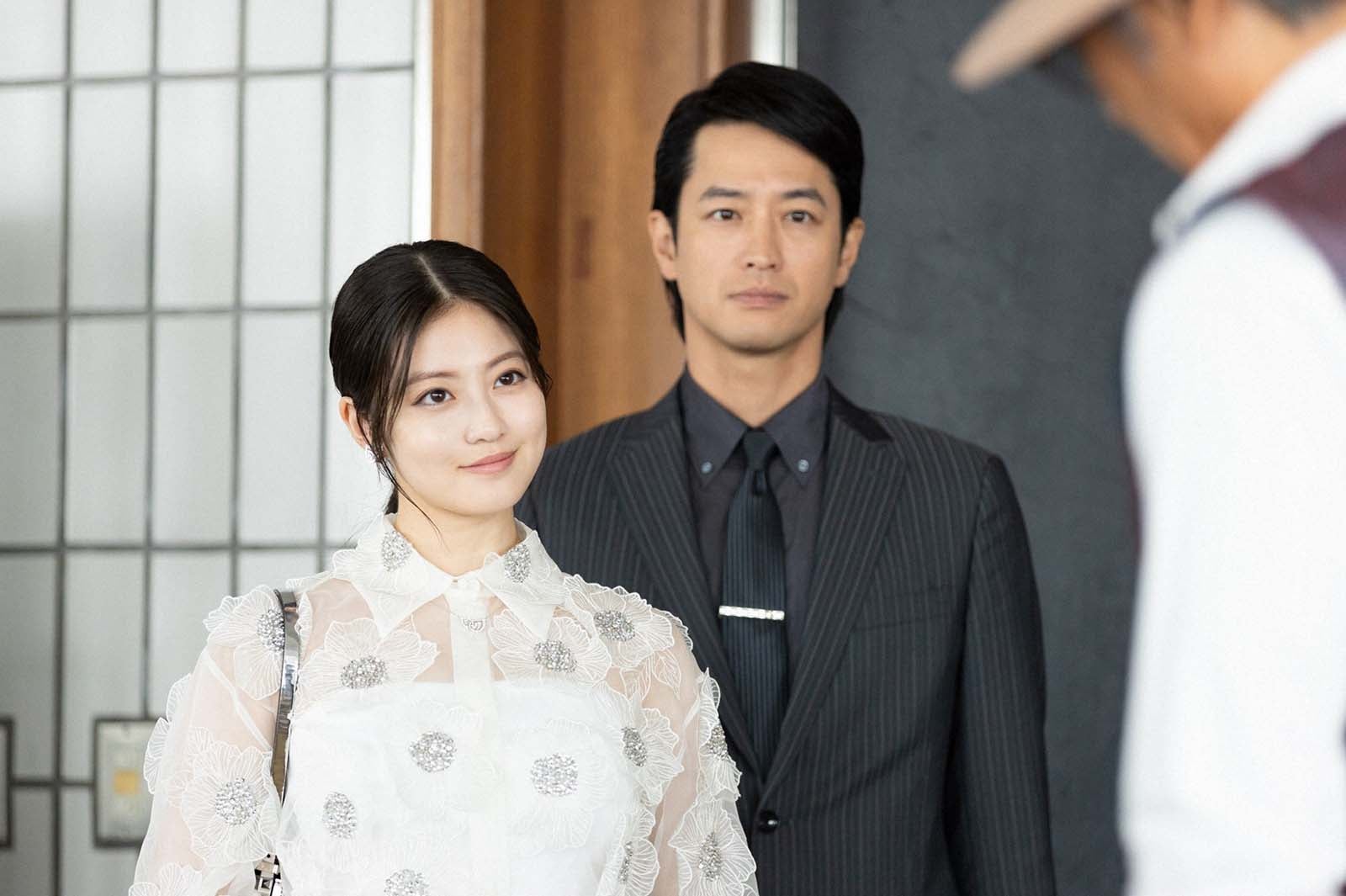 今田美桜、竹財輝之助「トリリオンゲーム」第3話より（C）TBS／撮影：高橋裕子