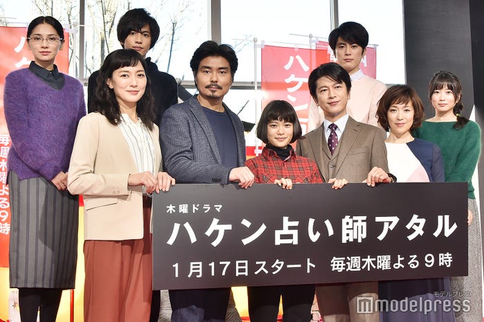 (前列左から)板谷由夏、小澤征悦、杉咲花、及川光博、若村麻由美(後列左から)野波麻帆、志尊淳、間宮祥太朗、志田未来(C)モデルプレス