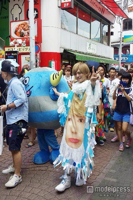 原宿を練り歩くこんどうようぢ