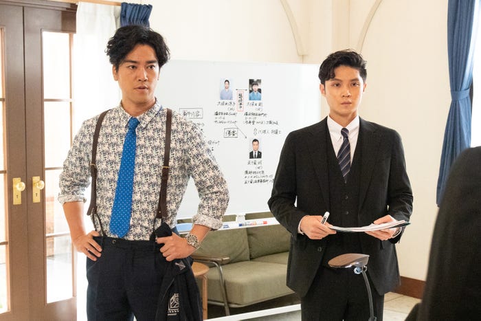 桐谷健太、磯村勇斗「ケイジとケンジ、時々ハンジ。」第8話より(C)テレビ朝日