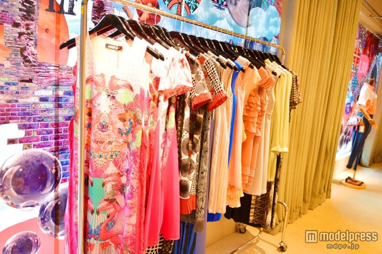 カラフルなアイテムが揃い、海外のファンも多い