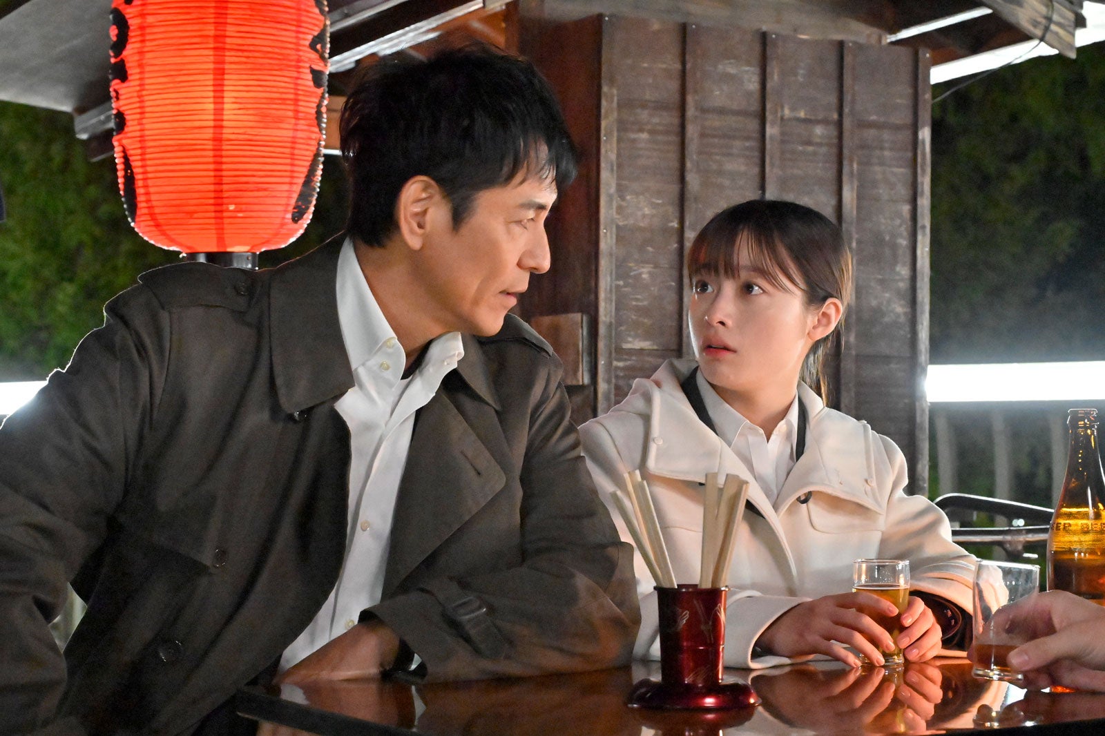 ＜トクメイ！警視庁特別会計係 第8話＞円ら、謎の転落死・警察幹部の闇を追う 消えた現金1億円の行方は？