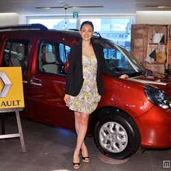 「ルノー カングー イマージュ」発売記念イベントに登場したSHIHO