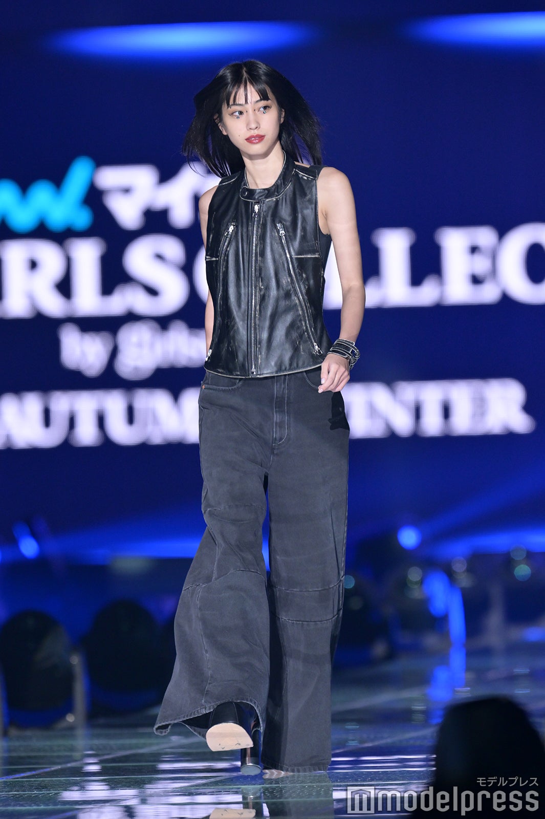 （C）モデルプレス