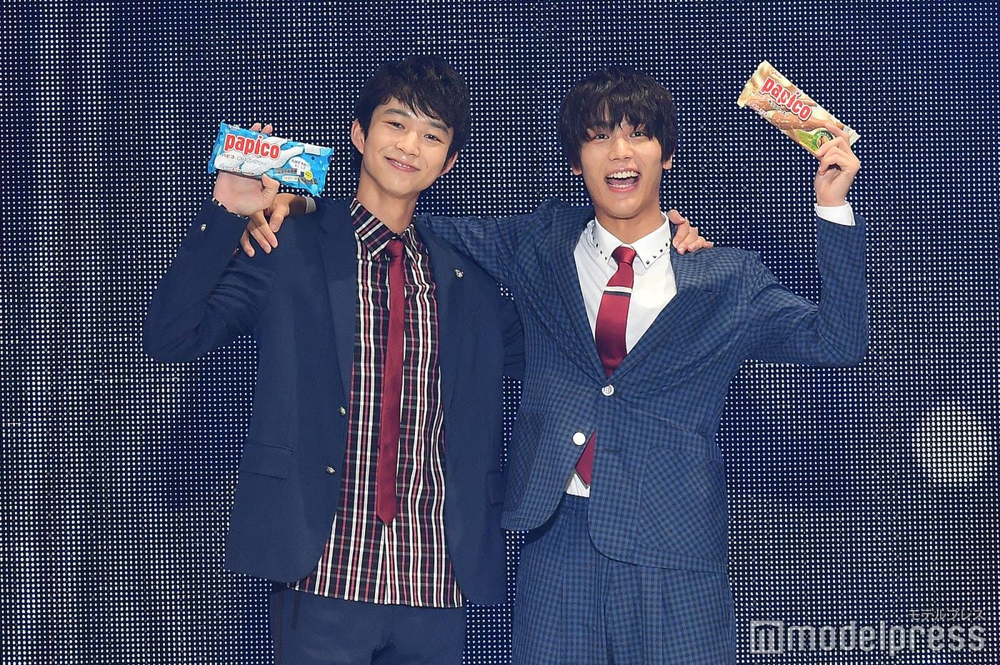 鈴木仁、中川大志 (C)モデルプレス