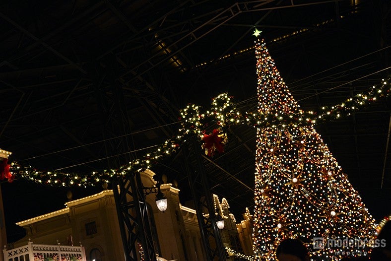 ワールドバザール（夜）