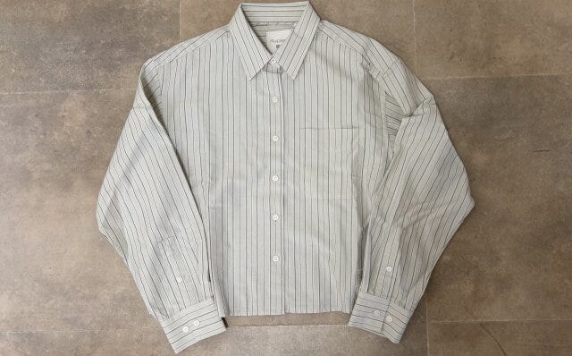 ユニクロ　オックスフォードシャツ／ストライプ　BEIGE