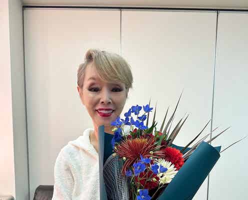 研ナオコ、人気芸能人からの“名前入り”大量差し入れ公開「気遣いが素敵」「ミセスグッズ写ってる?」と反響