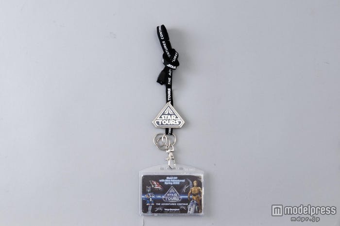 「スター・ツアーズ:ザ・アドベンチャーズ・コンティニュー」パスケース(C)Disney 2013 Lucasfilm Ltd.&TM.