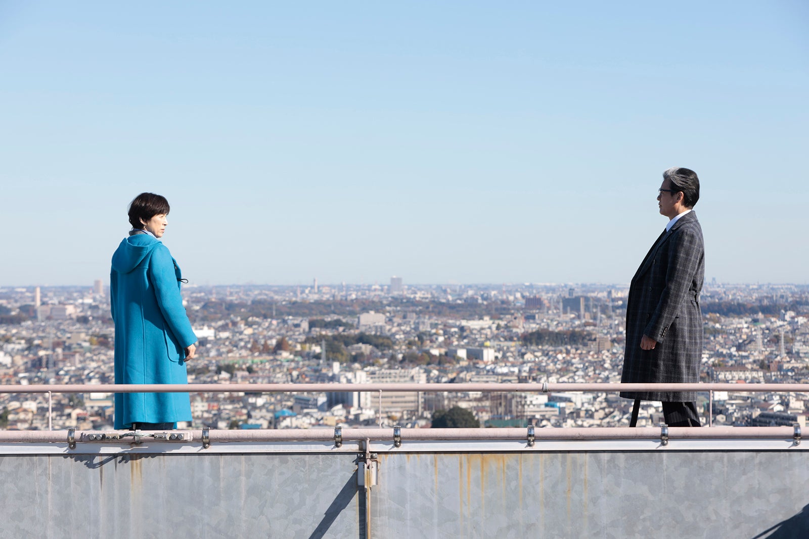 鈴木保奈美、唐沢寿明「プライベートバンカー」第1話（C）テレビ朝日