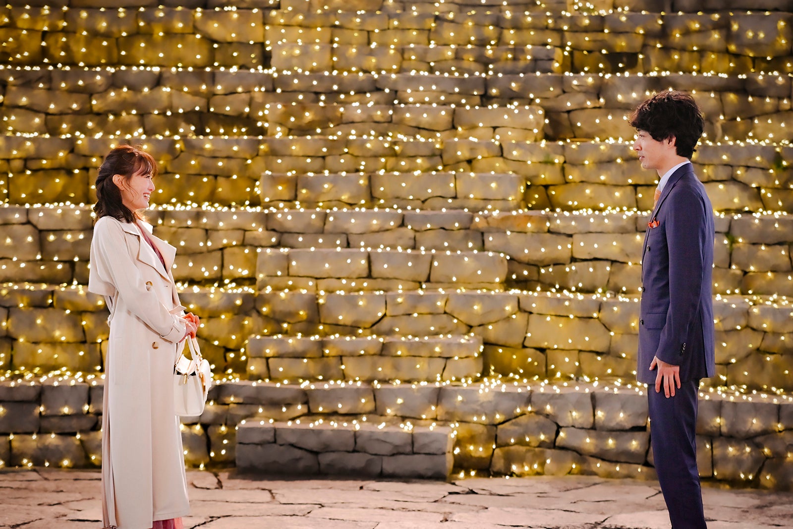 松本まりか、上杉柊平「ミス・ターゲット」第1話より（C）ABCテレビ