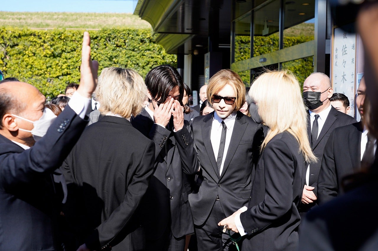 YOSHIKIら（C）NTV