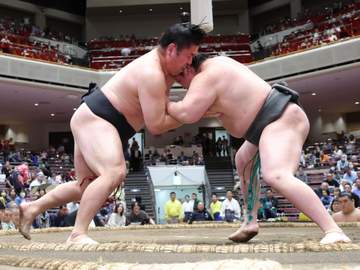 40歳になった北磻磨が幕下勝ち越し王手「若々しい相撲を取る」稀勢の里の同級生、関取復帰諦めん【大相撲】