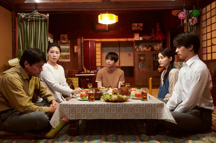 (左から)神保悟志、高橋ひとみ、水沢林太郎、久間田琳加、瀬戸利樹(C)撮影:ABCテレビ