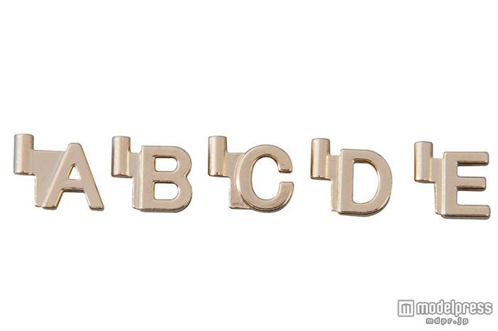 アルファベットパーツ(ベーシックセット)/(C)Disney