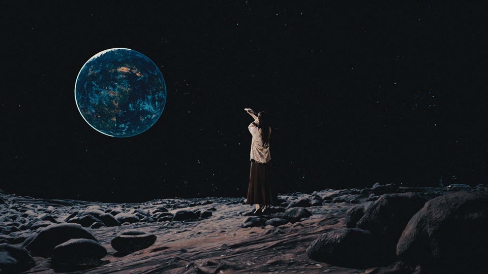 「価値あるもの」MVより（提供写真）