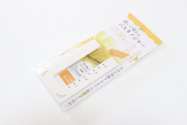 セリア 置いて量れるパスタメジャー セリア 置いて量れるパスタメジャー