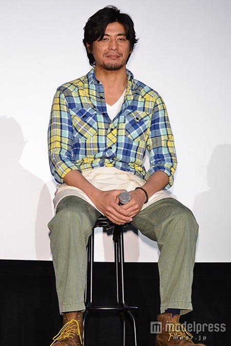 画像6 8 坂口憲二 小泉今日子の冷やかしに照れ顔 モデルプレス 画像6 8 坂口憲二 小泉今日子の冷やかしに照れ顔 モデルプレス
