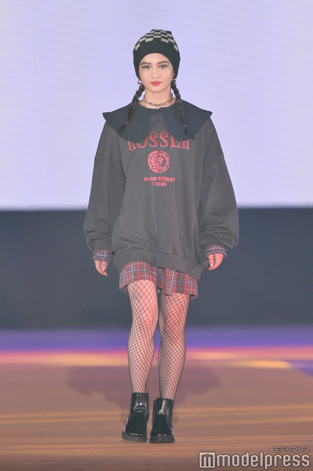 （C）モデルプレス