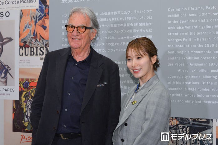 (左から)ポール・スミス、松岡茉優(C)モデルプレス