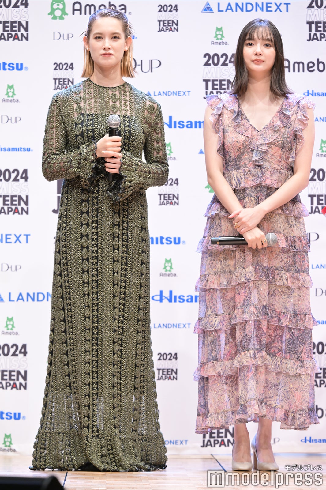 トラウデン直美、新川優愛（C）モデルプレス