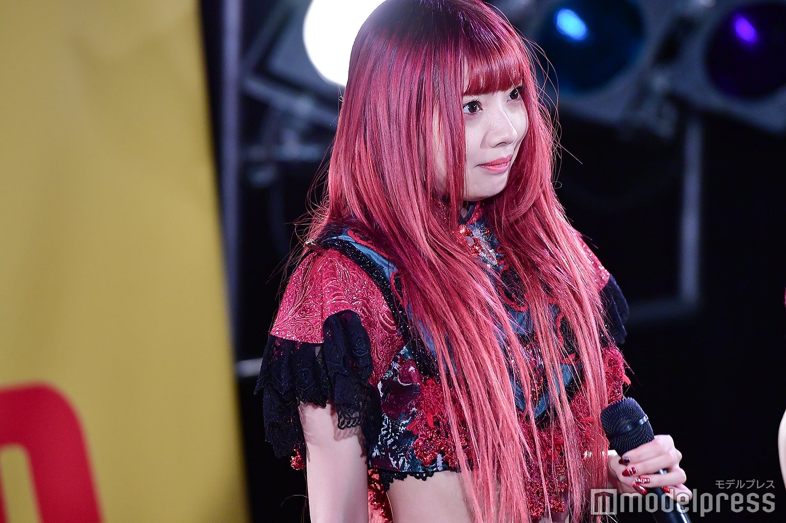 藍染カレン （C）モデルプレス