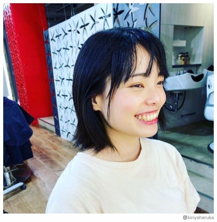 ぼる塾・きりやはるか、目の二重整形＆ほくろ除去を告白