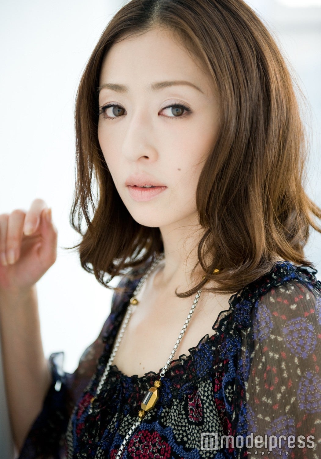 松雪泰子（C）2017 荒川弘／SQUARE ENIX （C）2017映画「鋼の錬金術師」製作委員会