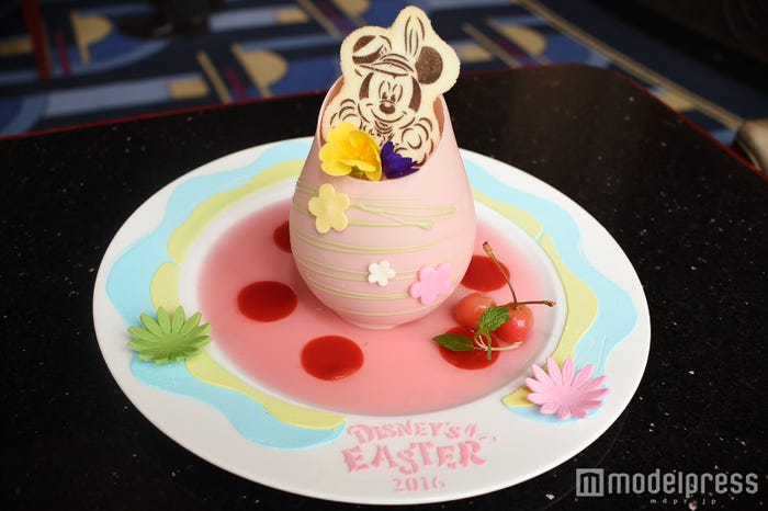 オレンジのクレームブリュレとグリオットチェリーのソルベ(C)モデルプレス