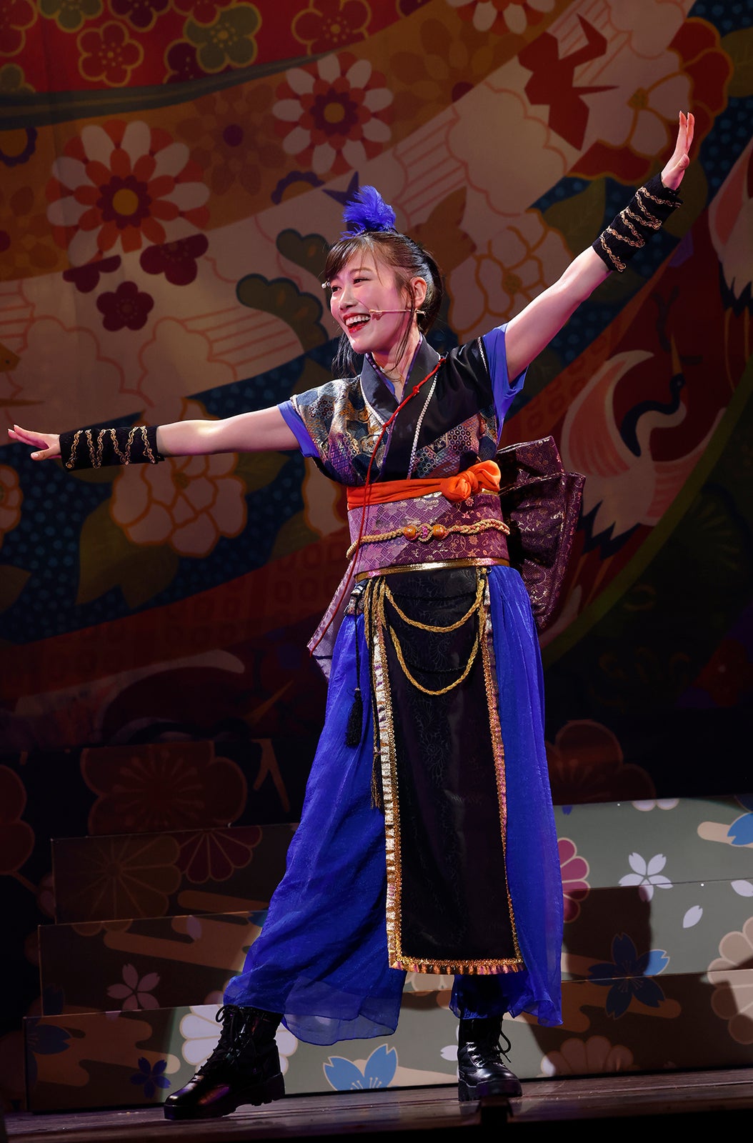 高城れに／「第2回ももクロ一座 特別公演」舞台写真（撮影：コサカイカツミ）