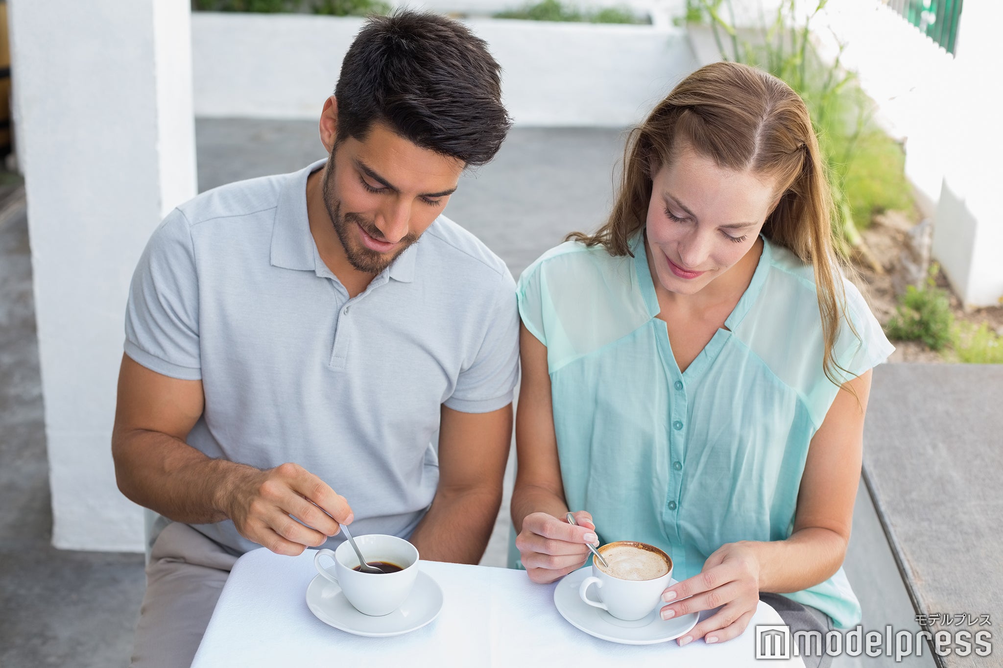 行動や考え方が同じになってくる？（Photo by lightwavemedia） 