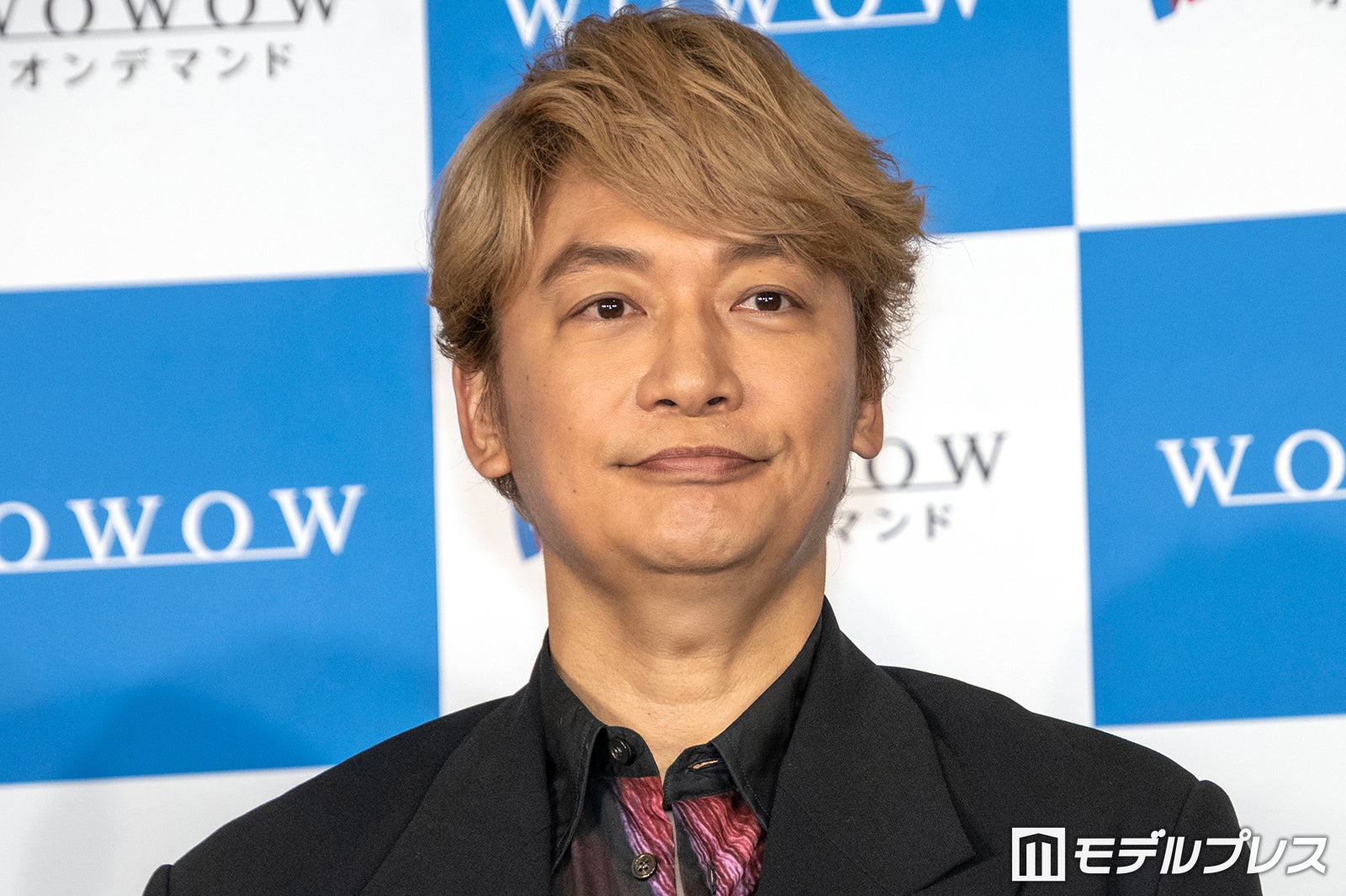 香取慎吾、東野圭吾さん作品で主演 完成報告会で追悼「喜んでくれるような作品にしたいと自分も頑張れた」