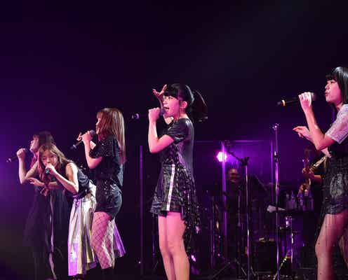 Little Glee Monster、会場中から「紅白おめでとう」が沸き起こる 激動の1年を歌声に込めて…<秋ツアー千秋楽/セットリスト>